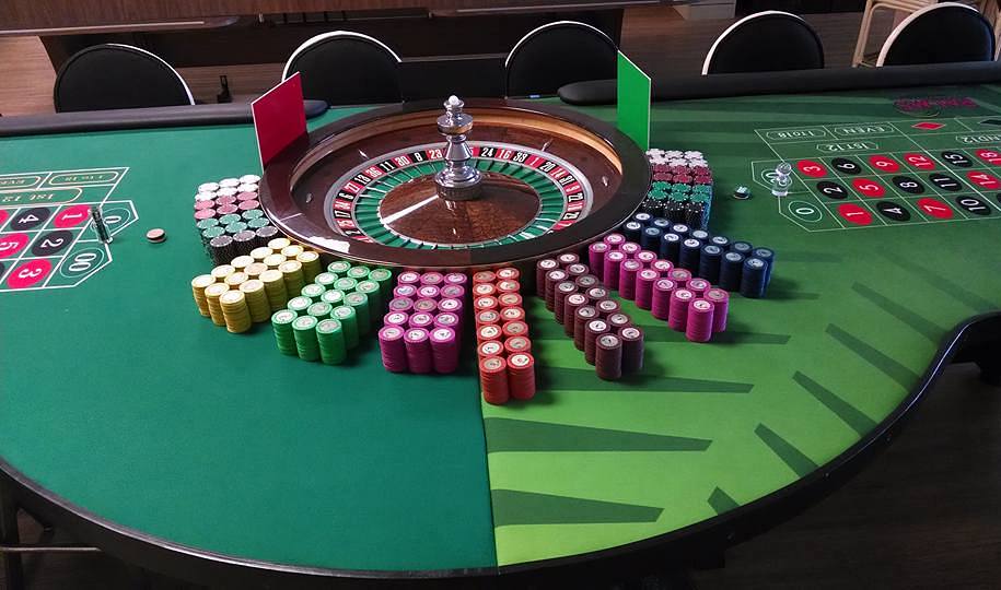 Learn to deal Roulette at Casino Gaming School